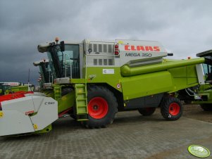 Claas Mega 350