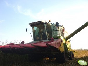 Claas Mega 370 + Capello Qusar R6