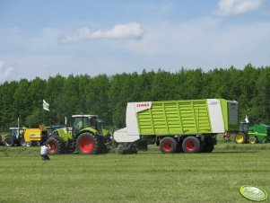 Claas + przyczepa Claas CARGO 9500