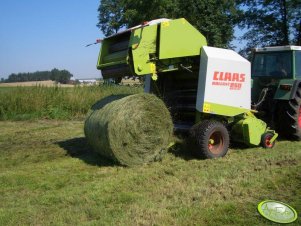 Claas Rollant 250