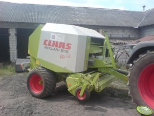 Claas Rollant 255 RC