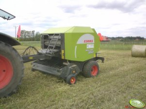 Claas Rollant 350 RC