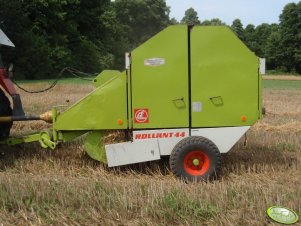 Claas rollant 44