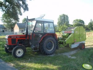 Claas Rollant 44