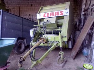 Claas Rollant 44