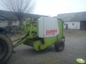 Claas Rollant 46