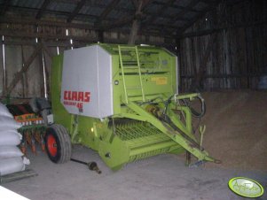 Claas Rollant 46