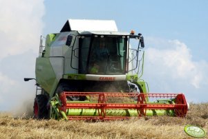 Claas Tucano 320 + C490