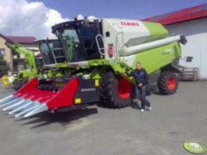 Claas Tucano 320 + Dominoni 