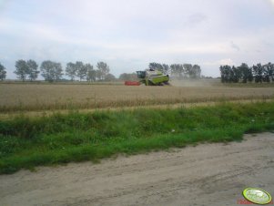 Claas Tucano 320