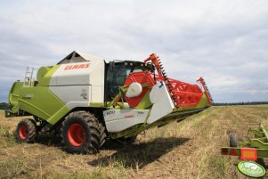 Claas Tucano 440