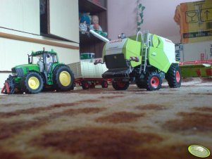 Claas Tucano 450 & John Deere 7530