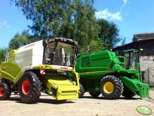 Claas Tucano 450 & John Deere T670i