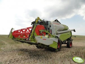 Claas Tucano 450