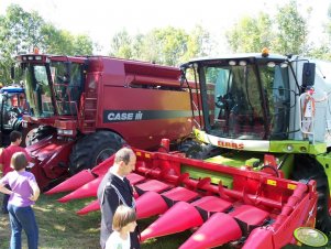 Claas Tucano  i Case cf