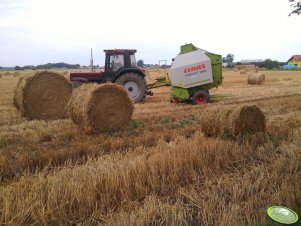 Claas Variant 280 + Case