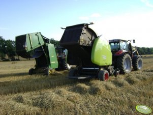 Claas Variant 360 vs. John Deere 550