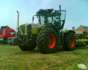 Claas Xerion 3300 Trac VC