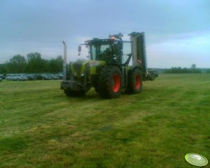 Claas Xerion 3300 Trac VC