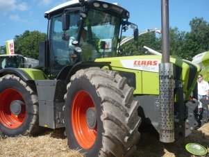 Claas Xerion 3300