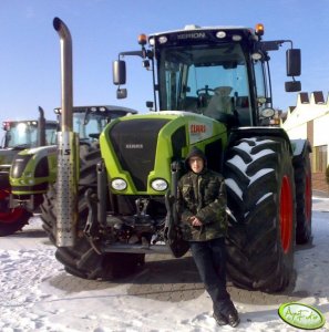 Claas Xerion 3300