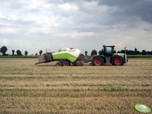 Claas Xerion 3800 i Claas Quadrant 3400