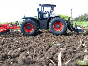 Claas Xerion 5000 + Väderstad TopDown 400