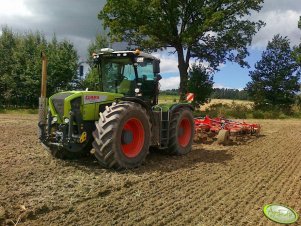 Claas Xerion