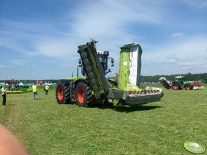 Claas Xerion