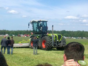 Claas Xerion