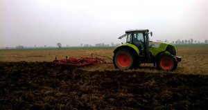 Claas Axion 810 + Vaderstat 5,0m