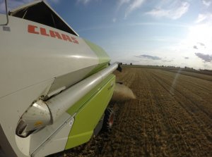 Claas Tucano 320