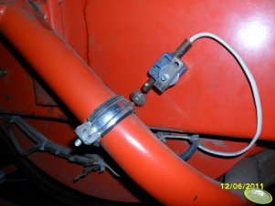 Czujnik impulsów do licznika kostek w prasie Sipma Z-224