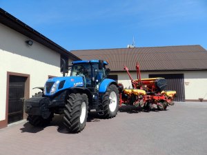 New Holland T7.260 + Vaderstad Tempo F8