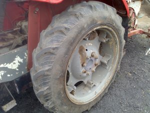 Opony Taurus 270/95 R32