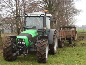 Deutz Fahr Agrofarm 430 + rozrzutnik 4,5t