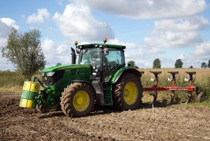 John Deere 6140R