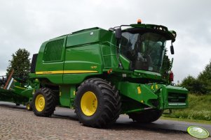 John Deere T 670i