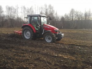 Massey Ferguson 5611