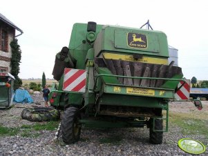 John Deere 1075