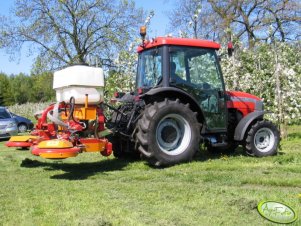 McCormick F75 z kosiarką sadowniczą Fischer GL4