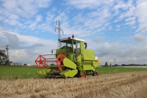 Claas Compact 25