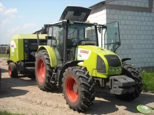 Claas Celtis 436 + Claas Rollant 340