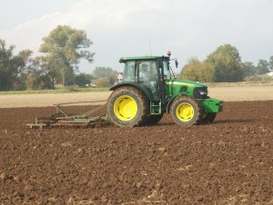 John Deere 5080M