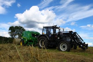 Farmtrac 690 DT & John Deere F 440 M