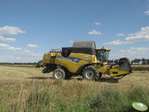 New Holland 860