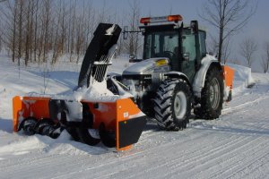 Pług wirnikowy + Lamborghini + Piaskarko solarka