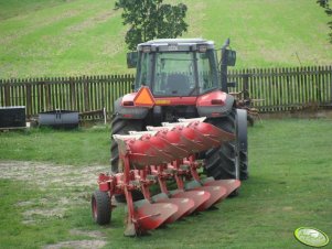 Massey Ferguson 8240 + Unia 5