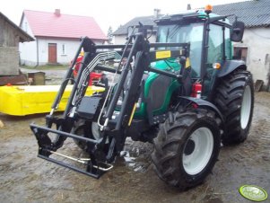 Valtra A83 Hi-Tech & tur stoll