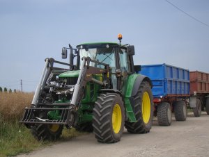 John Deere 6620